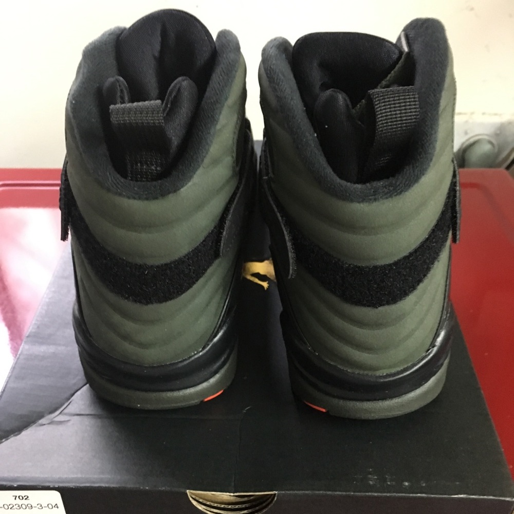 DS Air Jordan Retro VIII sequoia sz 11 - Picture 3 of 3